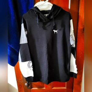 Vs pink super rare colorblock hoodie, size medium. NWT.